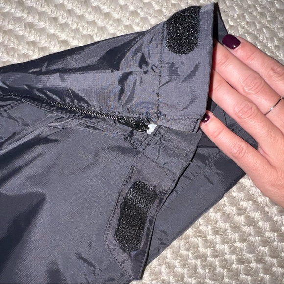 Helly Hansen Men’s waterproof pant - Picture 3 of 3